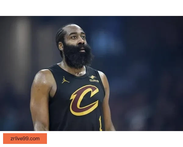 哈登23分17篮板17助攻追平队史52年纪录 约基奇创NBA首例纪录