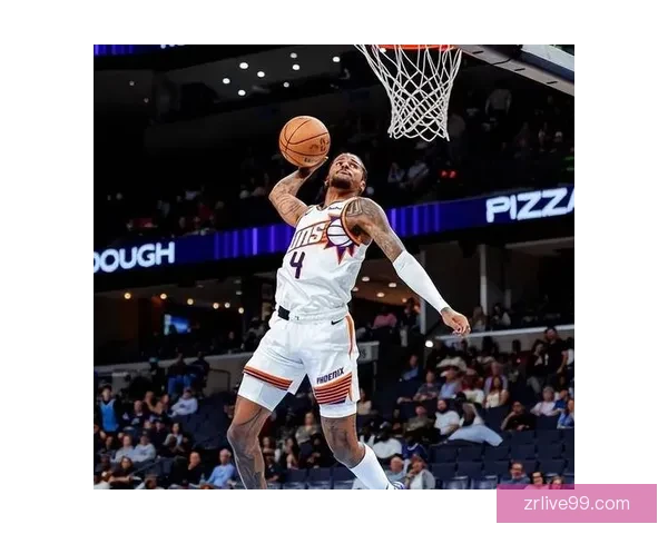 布克砍下36分引领太阳客场战胜灰熊 杰伦格林贡献21分6篮板吉莱斯皮双十